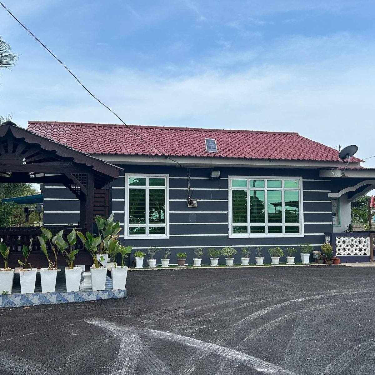 Rumah Along